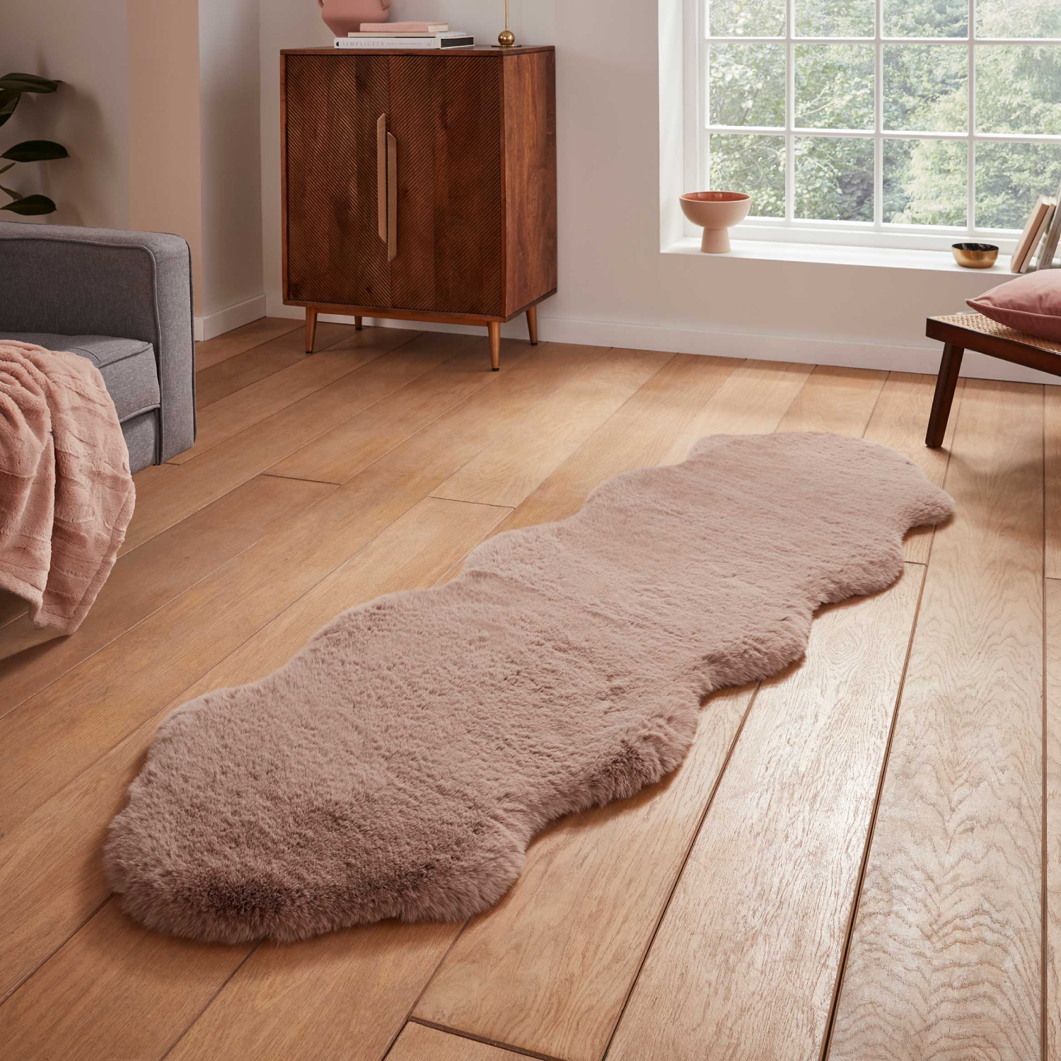 Super Teddy Plain Shaggy Faux Sheepskin Rugs In Mink Brown